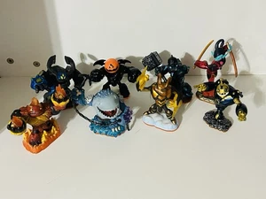 Skylanders Giants Set Completo Master di 8 Giganti (5 Varianti) Tutti gli Elementi - Foto 1 di 4