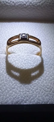 Vtg 18k Italian Yellow Gold Small Solitaire Round Diamond Ring Size 7.75 - 2.64g - Image 1 of 4