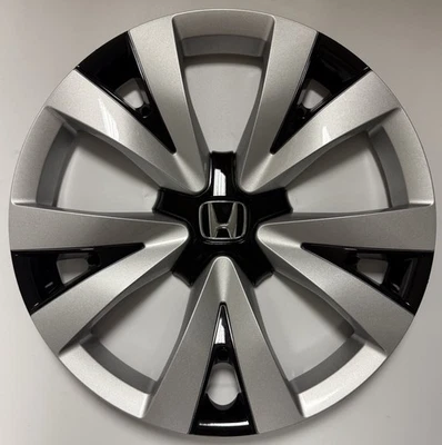 Honda Civic 5 V-spoke 16 in Hubcap Silver Black OEM 2022-2024 MINT QUALITY - Image 1 of 2