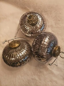 Herrajes de restauración soplado a mano vidrio de mercurio costilla cebolla adorno, juego de 3 - Imagen 1 de 4