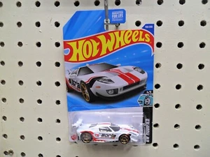 2025 hot wheels white Ford GT hw modified 4/5 159/250 - Picture 1 of 3