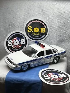 Road Champs 1994 Ford Crown Vic Montreal Canada Police Patrol Car 1:32 NM Cond - Picture 1 of 11