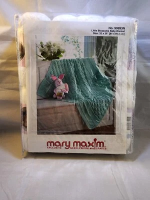 Mary Maxim Exclusive Little Blossoms Baby Blanket Knitted Yarn Kit No. 99993N - Image 1 of 4