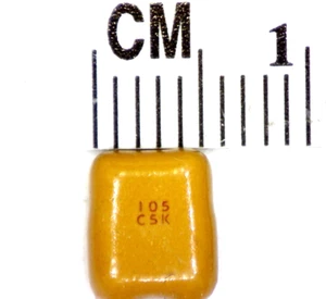 2 pcs 1µF, 1 uF ±10% 50V Ceramic Capacitor X7R Radial, SR655C105KAATR1 - Picture 1 of 2