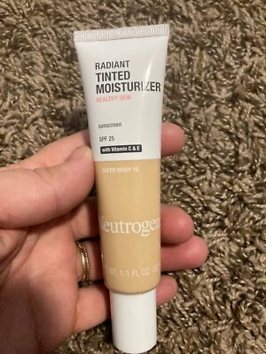 Neutrogena Radiant Tinted Face Moisturizer Sheer Ivory New - Image 1 of 2