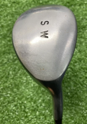 Unbranded Sand Wedge / Right Handed / Steel  ~36" / NEW GRIP / xx7435 - Image 1 of 4