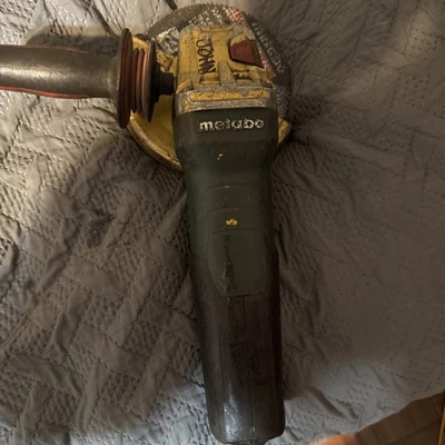 "Amoladora angular Metabo WE 14-150 Plus 6"" 13,5 A velocidad variable con mango - Alemania" Foto 1 de 4