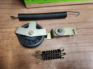 John Deere Sabre 14.5/38 Gear Lawn Tractor Drive Idler Arm Asm M74745 AM121969 - Picture 1 of 6