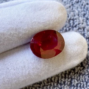 Natural Red Ruby Oval Faceted Cut 13.6 Carat Loose Gemstone For Making Jewelry - Picture 1 of 2