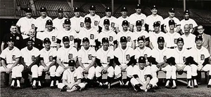 Detroit Tigers 1971, 8x10 B&W Team Photo - Picture 1 of 1