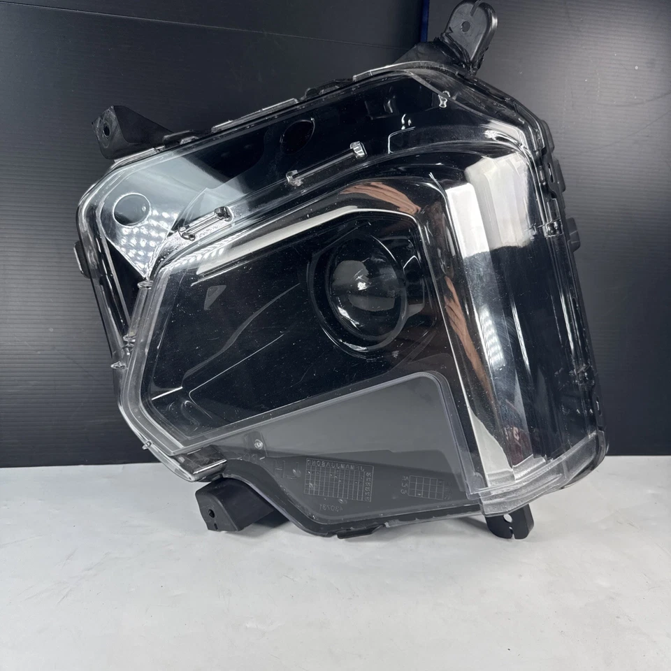 ✅ Faro LED completo izquierdo/conductor Chevrolet Traverse 2022-2023 LH OEM 85596373 Foto 1 de 4