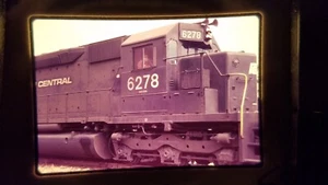 XSS04 35MM Train Slide ENGINE LOCOMOTIVE RR 6278 PC PENN CENTRAL 1977 T. HAUS - Picture 1 of 2