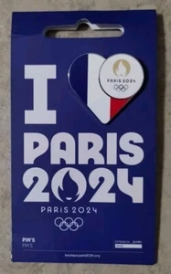 Paris 2024 Official Olympic Pin - I Love Paris 2024 Mint on Card - Picture 1 of 3