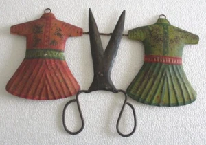 VINTAGE OLD TAILORS TRADE ADVERTISEMENT SIGN , DRESSES AND SCISSORS - Picture 1 of 8