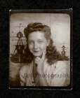 PHOTO BOOTH BATTLESHIPS BACKDROP YOUNG LADY FINGER CHEEK OLD/VINTAGE PHOTO- H886