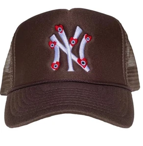 Gorra Hamsa Club New York Hearts Trucker Yankees marrón Snapback - Imagen 1 de 6