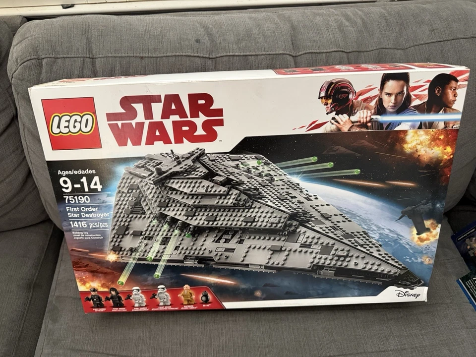 LEGO Star Wars: First Order Star Destroyer (75190) New Factory Sealed Retired - Image 1 of 2