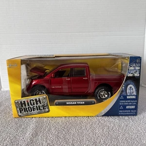 JADA HIGH PROFILE NISSAN TITAN 1:24 RED - Picture 1 of 4