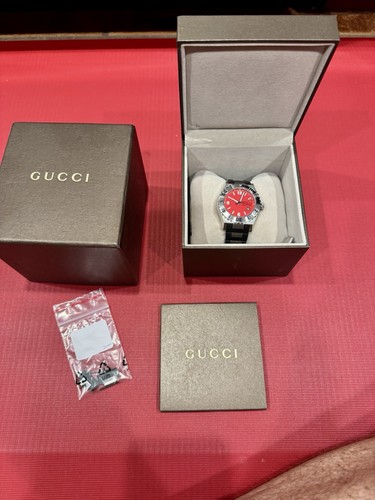 Orologio da Polso Uomo Acciaio Inox Gucci Pantheon 115.2 Automatico Quadrante Rosso RARO