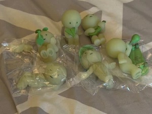 PICK YOUR OWN: Smiski Sunday Series - Picture 1 of 8