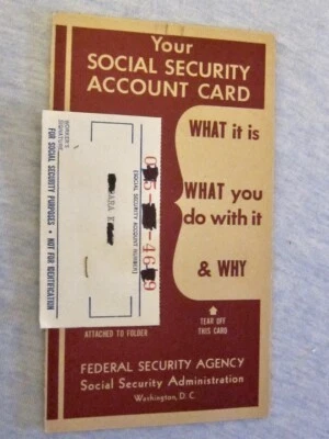 Estate 40s Orig SOCIAL SECURITY 3-fold FOLDER w/ old SS card (Xd-out) NO DOGE! Foto 1 de 4