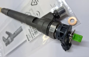 Genuine Bosch Injector 0445110569 fits Renault Trafic 1.6 2014 - 2019 Megane - Picture 1 of 7