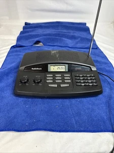 RADIO SHACK PRO-2016 WEATHER ALERT 200 CHANNEL SCANNER 20-422 - Picture 1 of 22