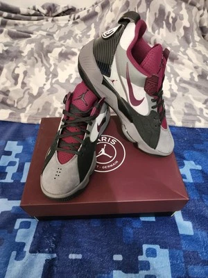 Talla 11 - Paris Saint-Germain x Jordan Zoom '92 Burdeos Foto 1 de 4