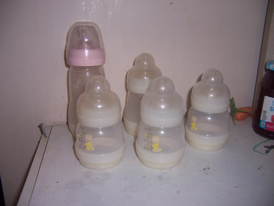 Мама с крышками детские бутылочки redbox лот 4 - Изображение 1 из 1