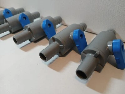 1/2 inch Barb Plastic Shut Off Valve (O2, CO2, Soda, Water) - Image 1 of 3