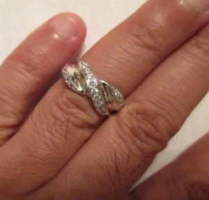 18K White Gold CZ Wedding Band 5.10 Grams - Picture 1 of 8