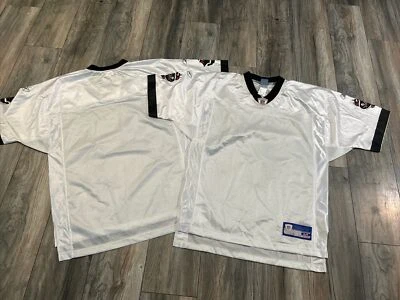 Lote de 2 camisetas Reebok On Field Tampa Bay Buccaneers NFL para hombre M blancas en blanco Foto 1 de 4