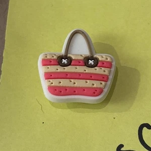 1 Stck. Kostenloser Versand für Kroko Schuh Anhänger Jibbitz Sommer Tasche - Bild 1 von 2