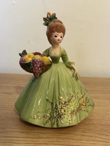 Josef Originals OTOÑO Serie Cuatro Estaciones Verde Vestido Cesta 5 3/4” Estatuilla Otoño - Imagen 1 de 8