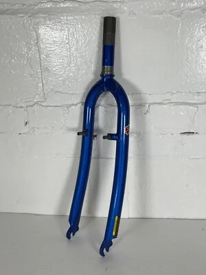 GT 1 1/8" Threaded Rigid Steel 26" Fork, 28.6mm, 125mm MTB 99? Blue Good Cond. - Image 1 of 4
