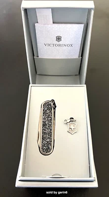 Navaja Suiza Victorinox, Clásica SD Cristal Brillante 0.6221.35 Nueva En Caja Foto 1 de 4