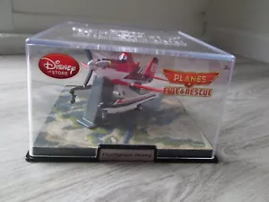 Disney Planes Fire & Rescue Firefighter Dusty Die Cast Plane with Display Case  - Picture 1 of 24