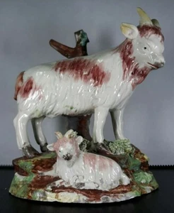 18. Jahrhundert georgianische Staffordshire geformte Keramik Sahnegeschirr Ziege/Kind um 1790 - Bild 1 von 10