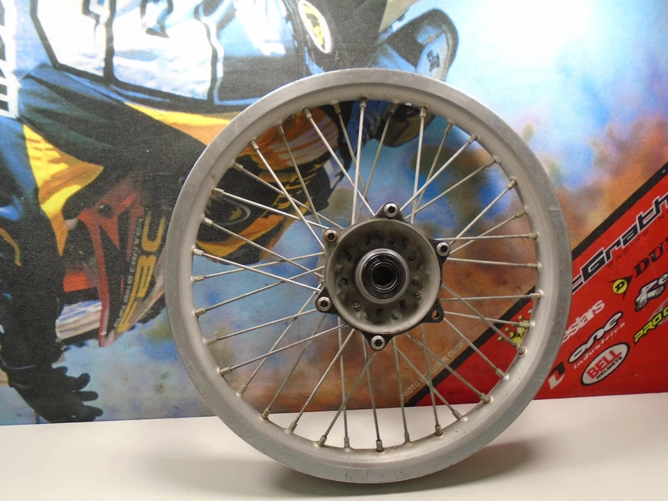 2004 YAMAHA YZ 450F REAR WHEEL d - Image 1 of 4