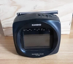 Tv Portatile LCD a Colori Casio 7700 anno 1993 con Alimentatore 220V - Foto 1 di 8