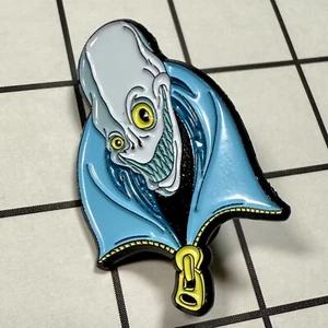 Mr. Black Alex Pardee’s 2017 Website Exclusive Enamel Pin 1 of 300 - Picture 1 of 2