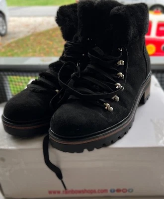 Rouge Edison-05 Black Suede Sherpa Lace-Up Lug Bootie Women’s 8.5 - Image 1 of 3