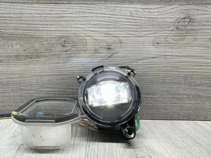 ✅ 2020 2021 LAND ROVER DEFENDER FRONT FOG DAY LIGHT L8B215201 OEM MG88 - Picture 1 of 13
