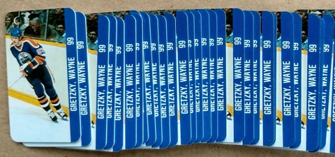1983 Edmonton Oilers Lot of 500 Renaissance Keychain Sets - Gretzky, Moog Etc Cover