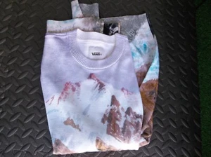 NWT MEN'S VANS PRINTED KNIT SWEATER.LARGE.BRAND NEW FOR 2025. SAVE NOW! - Picture 1 of 3