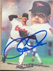 Gregg Olson Autographed 1993 Flair #155 - Picture 1 of 1
