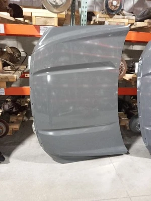 2023 GMC Yukon Hood — 第 1/2 张图片