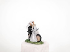 Topper Sposi in Moto Epoca Torta Matrimonio