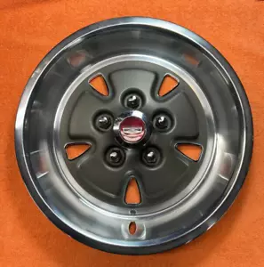 NOS 1970-71 Ford Torino 15x7 Wheel Covers Hub Caps D0OA-1130-F D0OZ-1130-G - Picture 1 of 18