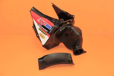 2004 02-04 CR250R CR250 Airbox Air Cleaner Filter Housing Case Intake Duct Boot - Image 1 of 4